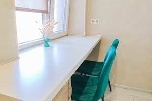 Апарт-готель Апартаменти біля залізничного вокзалу PICK HOME. Люкс двомісний Смарагдова студія 9