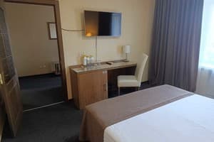 Отель Raziotel Кривой Рог. Люкс двухместный  8