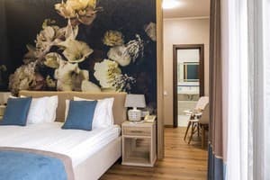 Готельно-ресторанний комплекс Redling Hotel. Напівлюкс двомісний +1 3