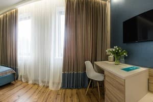 Готельно-ресторанний комплекс Redling Hotel. Стандарт двомісний  4