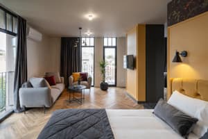 Ridge Apartments 8