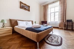 Квартира Romantic Apartments Валова, 23. Апартаменты 6-местный  1