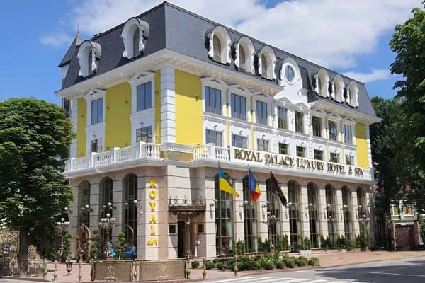 Отель Royal Palace Luxury Hotel & SPA