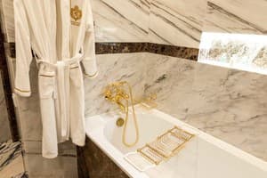 Отель Royal Palace Luxury Hotel & SPA. Люкс двухместный №306 10