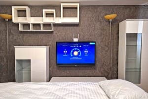 Самая большая кровать в Полтаве. Alex Apartments Круглосуточно бесконтактное заселение 6