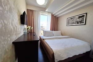 Самая большая кровать в Полтаве. Alex Apartments Круглосуточно бесконтактное заселение 8