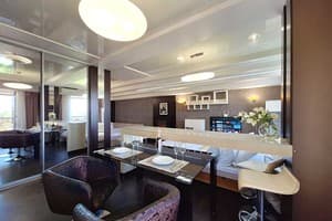 Самая большая кровать в Полтаве. Alex Apartments Круглосуточно бесконтактное заселение 12