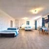 Синий малахит Alex Apartments (круглосуточно бесконтактное заселение 24/7) 12-13/16