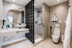Гостинично-ресторанный комплекс Spatium Medical & Wellness Hotel. Супериор двухместный с террасой и видом на море 5