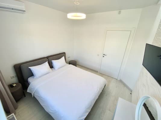 Трехкомнатная SKY HOUSE. Бесключевой доступ. (Район Подолья) 11