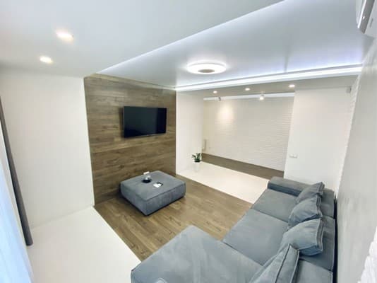 Трехкомнатная SKY HOUSE. Бесключевой доступ. (Район Подолья) 2