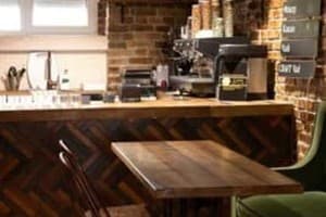 Хостел ViktoryHome. Місце у жіночому 6-місному номері нижнє 4
