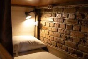 Хостел ViktoryHome. Місце у чоловічому 6-місному номері нижнє 2