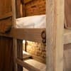 Хостел ViktoryHome. Місце у загальному 4-місному номері нижнє 1
