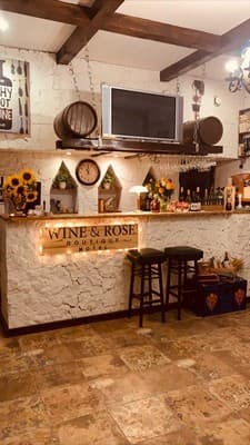 Мини-отель WINE & ROSE BOUTIQUE HOTEL