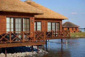 Гостинично-ресторанный комплекс Waterloo Village. Бунгало 6-местный  2