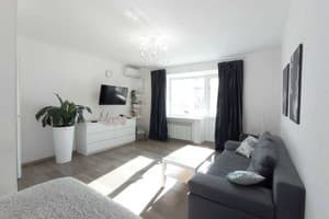 на проспекте Центральный 141А 3