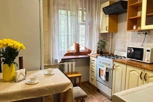 на ул. Яценко 9