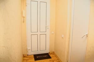 Квартира ул. Независимой Украины 63/13. Полулюкс трехместный  5