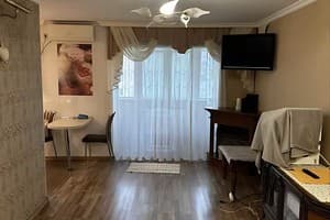 возле Березового сквера (обл. больница и госпиталь). Alex Apartments 3