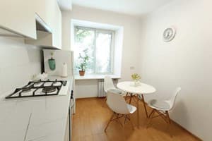 возле Сити-центра 5