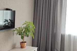 возле театра, ул. Почтовая 55 2