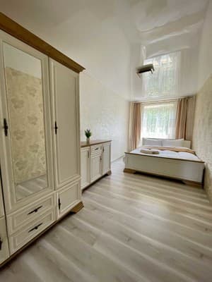 вул. Качали, 1 3